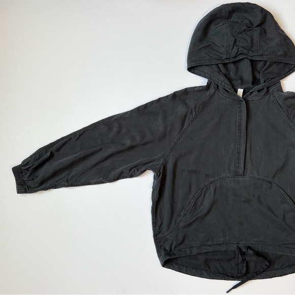 Lululemon City Stroll Hoodie Black 6/S/Small Tencel Pullover Lightweight Jacket - Picture 3 of 15